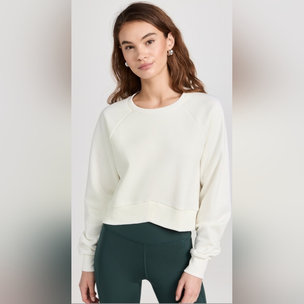 Beyond Yoga Uplift Cropped Pullover NEW size medium